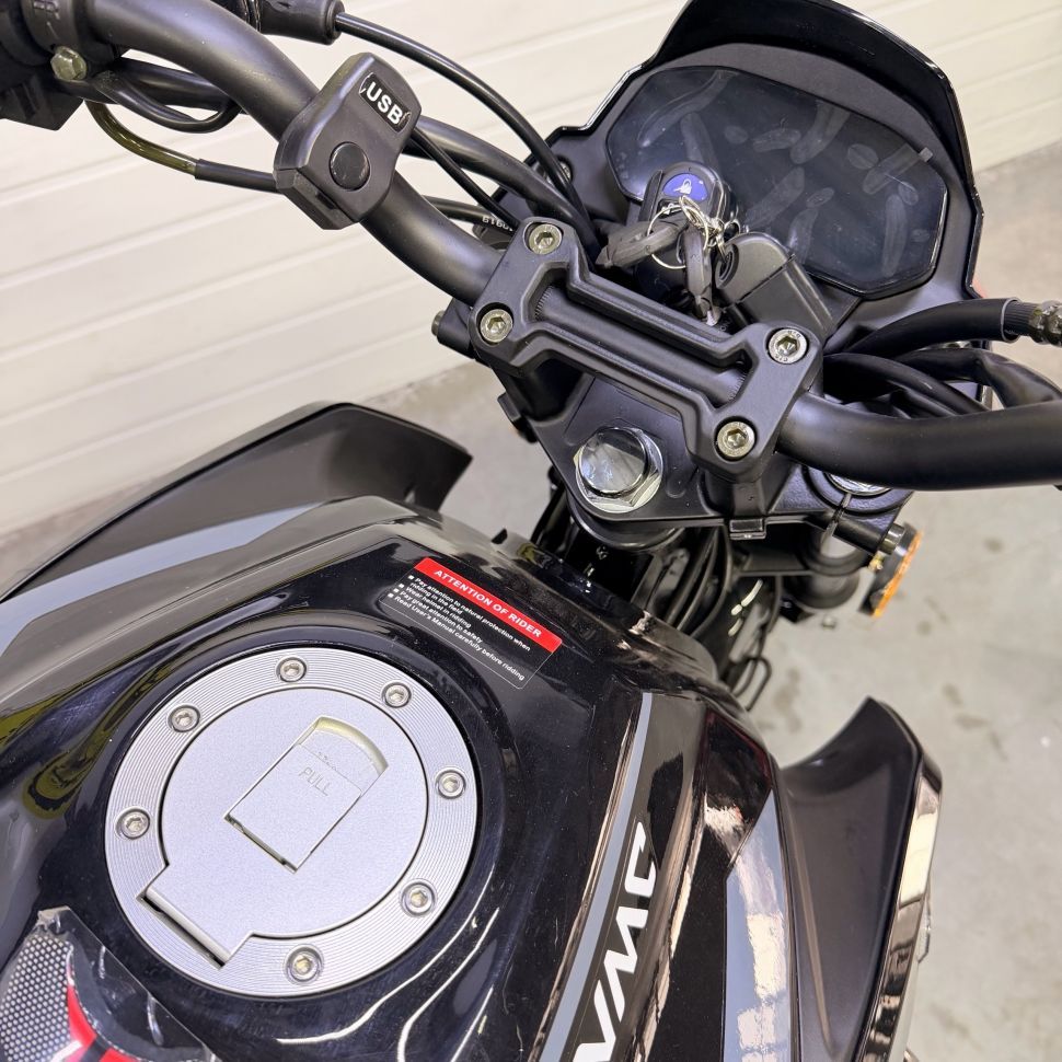 Мопед VMC AURA RS CM49Q-A 49,5см3 СЕРИЯ R1250 DARK GREY (балансир.вал,LED фара/фонарь/панель прибор)