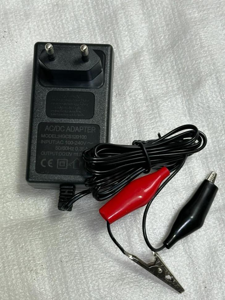 Зарядное устройство АКБ  AC/DC ADAPTER