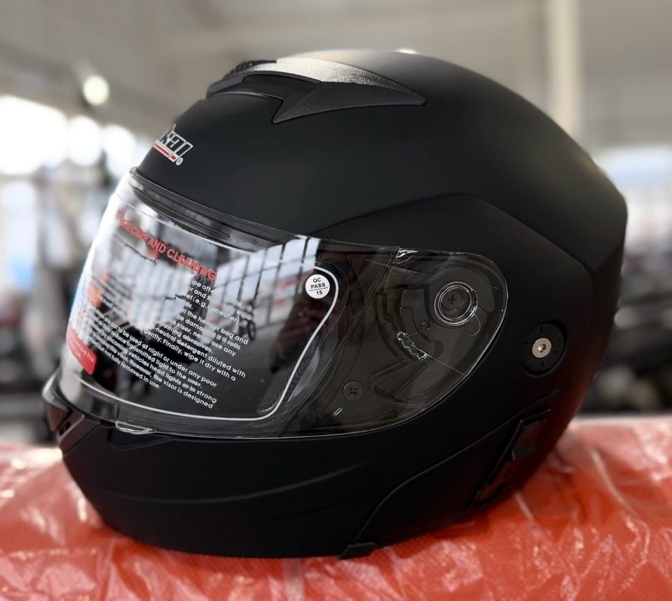 Шлем JIEKAI-111 MATT BLACK  L