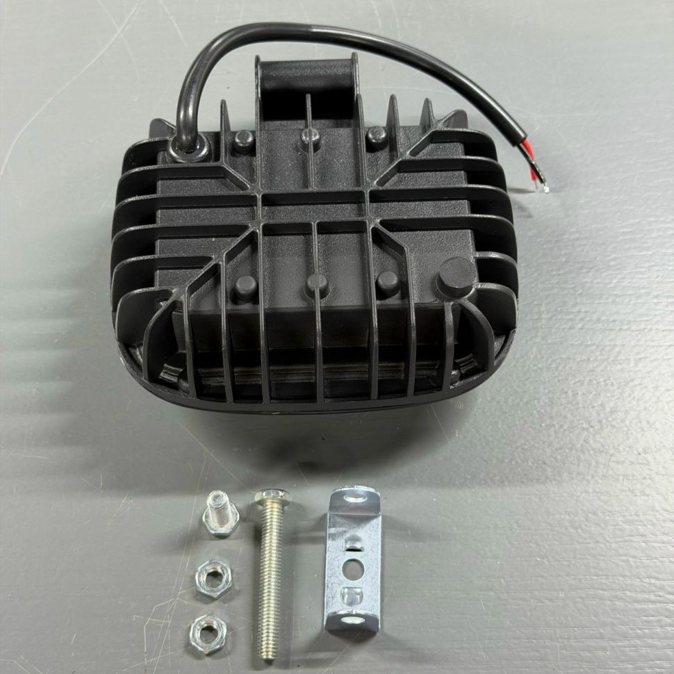 Фара 30W-F LED