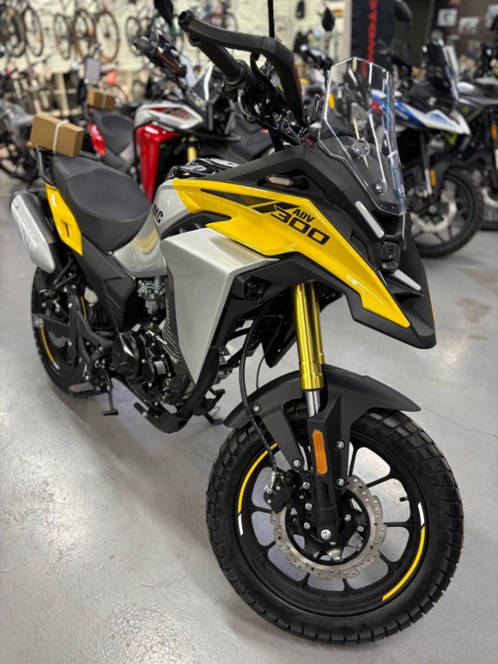 Мотоцикл VMC ADV 300 BY250GY-A 250 cm3 СЕРИЯ R2800 (YELLOW)