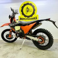 Мотоцикл Regulmoto LANZA 2т (Оранжевый/черный , 201847-1) Мотоцикл Regulmoto LANZA 2т (Оранжевый/черный , 201847-1)