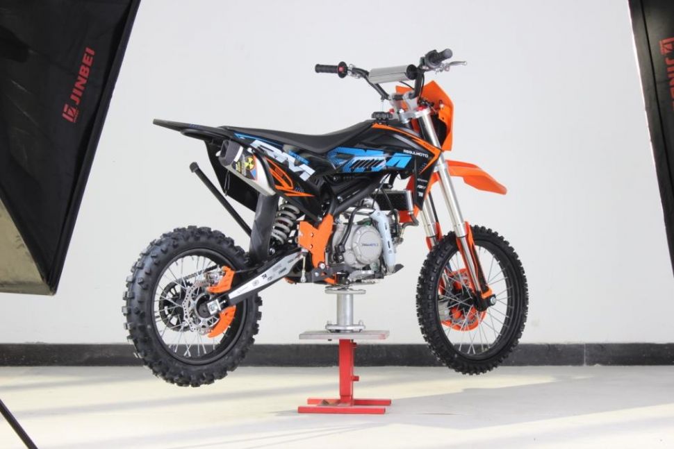 Питбайк Regulmoto SPITFIRE PRO 140  17/14  (черный/оранжевый)
